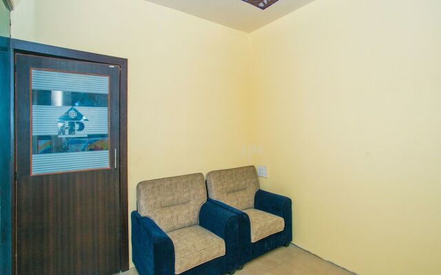 OYO 16723  Stay Bridge Vibe