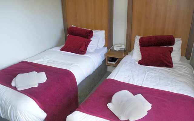 Ravine Hotel