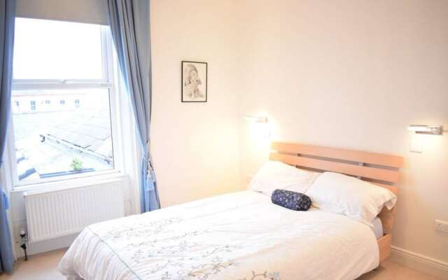 5 Bedroom House in Drumcondra