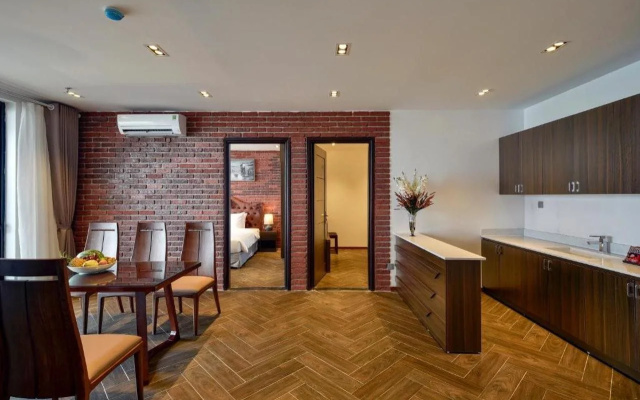 The Marron Hotel