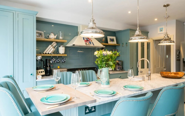 Immaculate Designer Home in Wandsworth