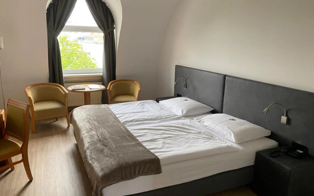 Skycity Hotel Atrigon