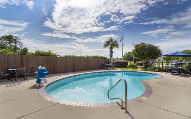 Best Western Plus Executive Hotel & Suites
