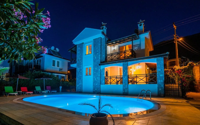 Infinity Flora Villa