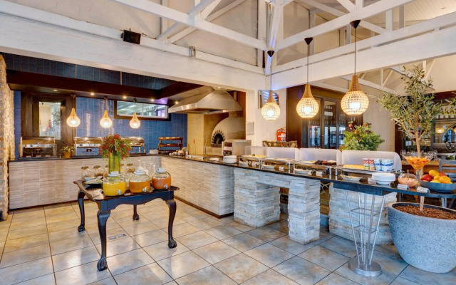 Protea Hotel by Marriott Mossel Bay