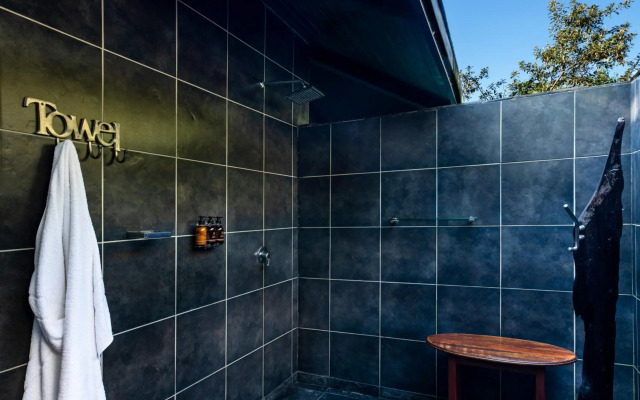 Prana Lodge