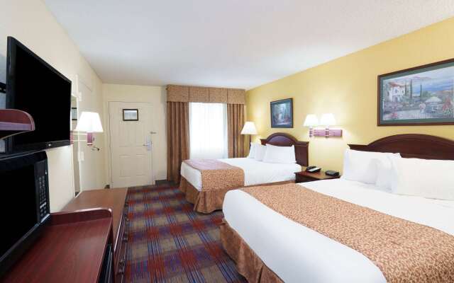 Travelodge by Wyndham Montgomery East
