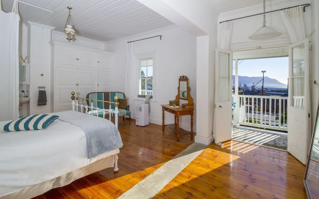 Edwardian Town House
