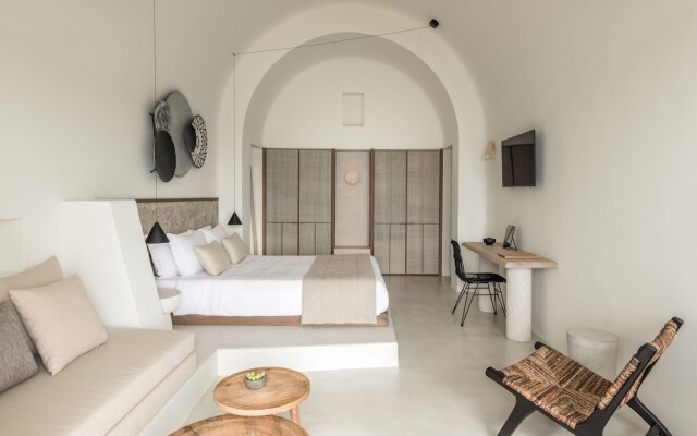 Enigma Apartments and Suites
