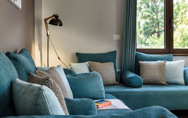 City Breeze Apartment