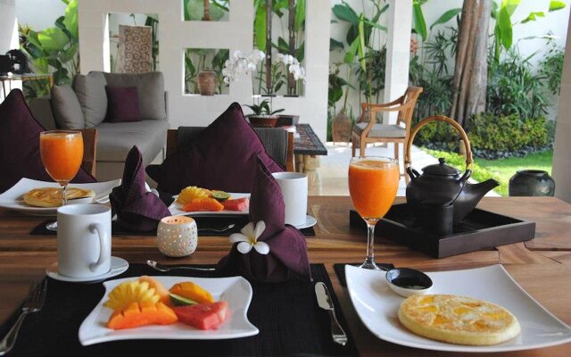 Villa Bali Asri Batubelig