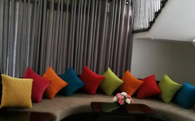 Cps Royal Residence