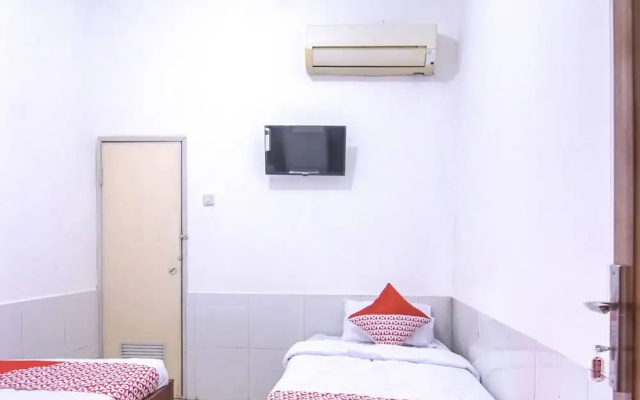 Maju Jaya Homestay Syariah by OYO Rooms