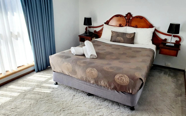 Golden Grain Motor Inn – Guest Rooms – Horsham