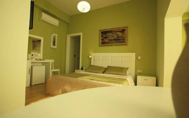 White City Hotel