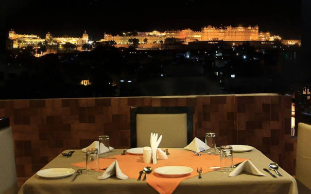 Anand Palace Hotel