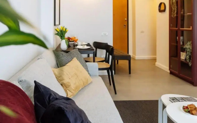 Pop Art Flat - Bright 2BR near the Old Town