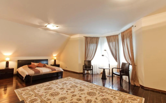 Парк-отель "Конюшня Бутенко"