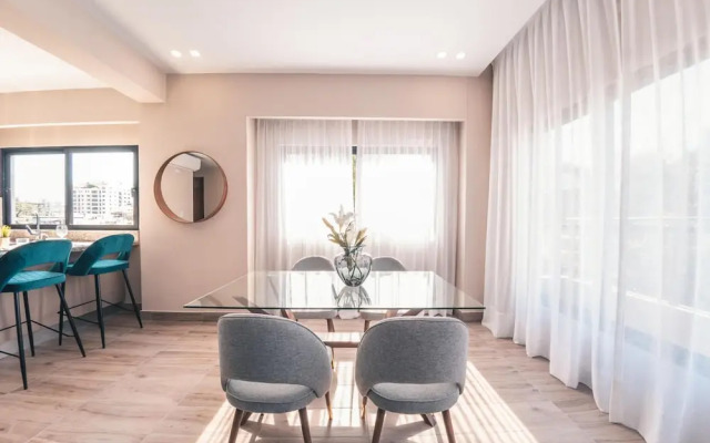 Flat in Piantini With Breakfast Included 207