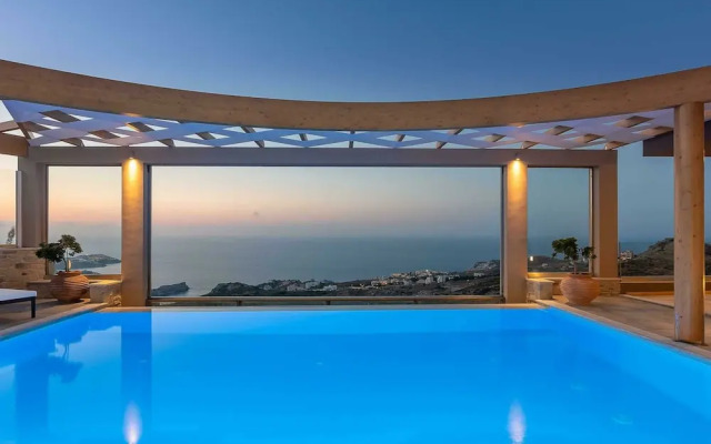 Luxury Villa With Heated Pool Near Beach