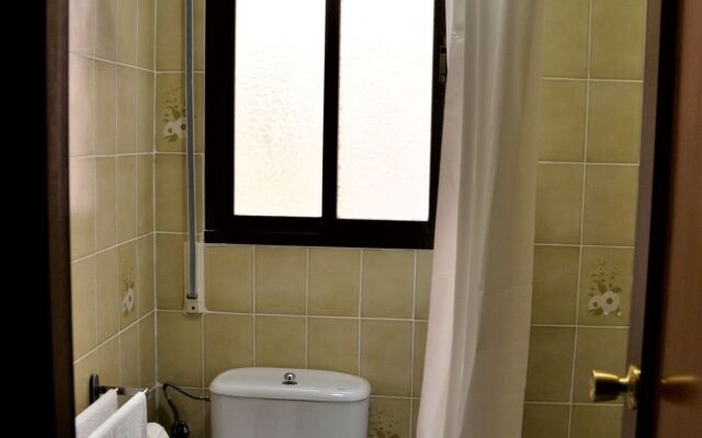Hostal Tropical