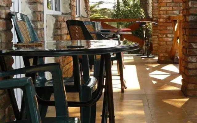 Ureki Guest House- Magnetite