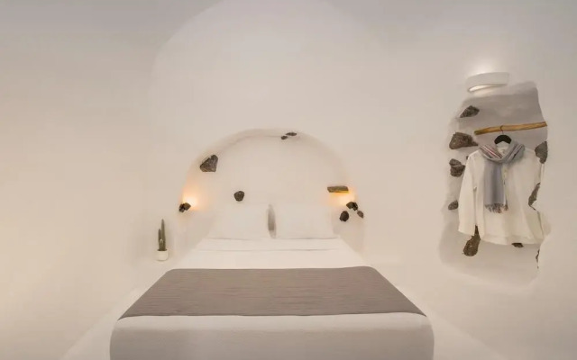 Nano Oia Villas