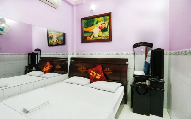 SPOT ON 905 Nguyet Duc Hotel