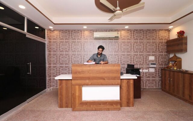 OYO 36848 Embellish Inn