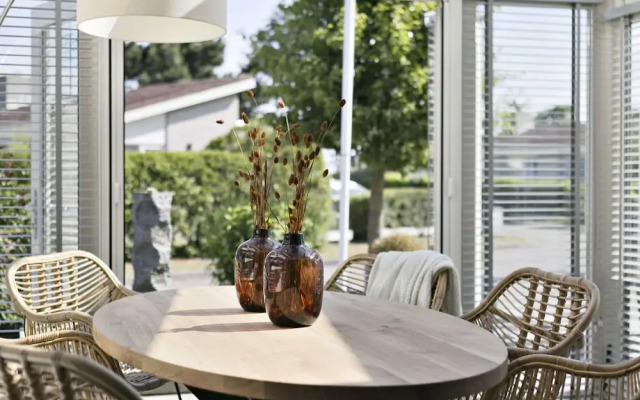 Lovely Holiday Home in Kamperland With Garden