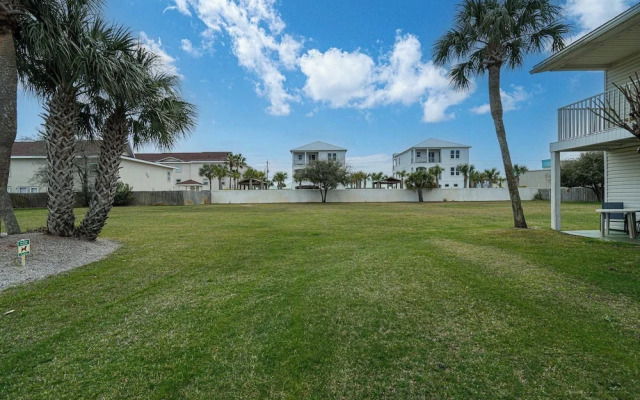 Rum Runner's Retreat - Miramar Beach