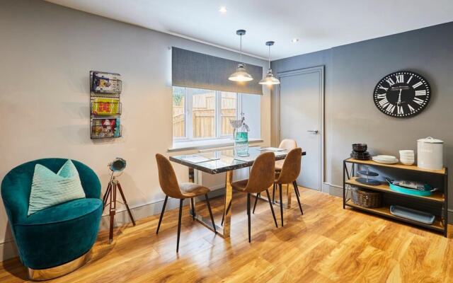 Host Stay Indigo River