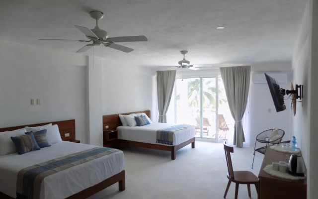 Noah Beach Hotel & Suites