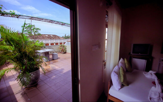 Frangipani Motel