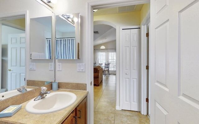 Anthea's Orange Tree 4 Bedroom Home