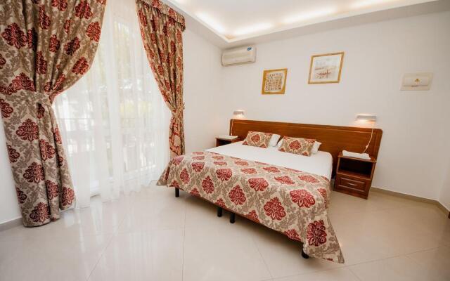 Mini hotel Tristar