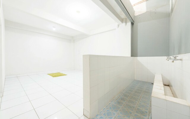 Airy Regol Lengkong Besar 62 Bandung