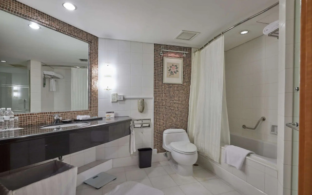 Radisson Collection Yangtze Shanghai
