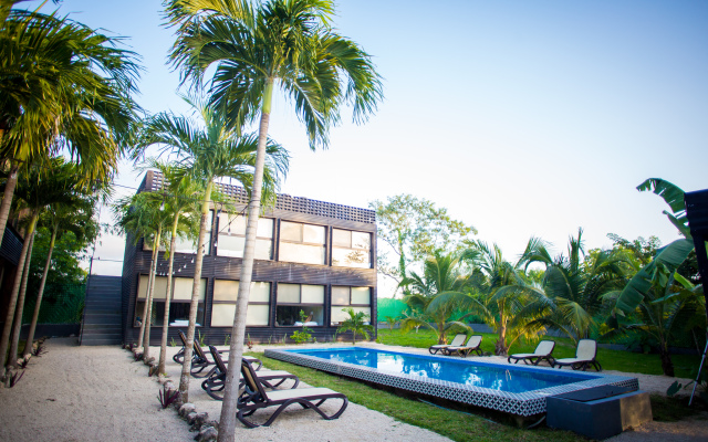 Urban Bacalar Hotel