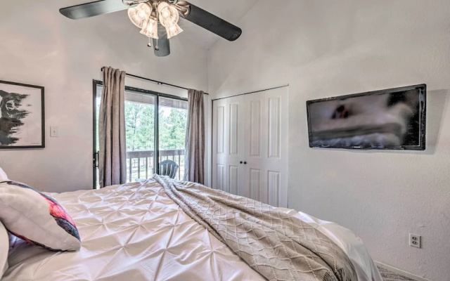 Updated Ruidoso Mountain Escape w/ Deck & Balcony!