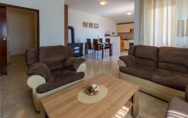 Apartment Villa Gome