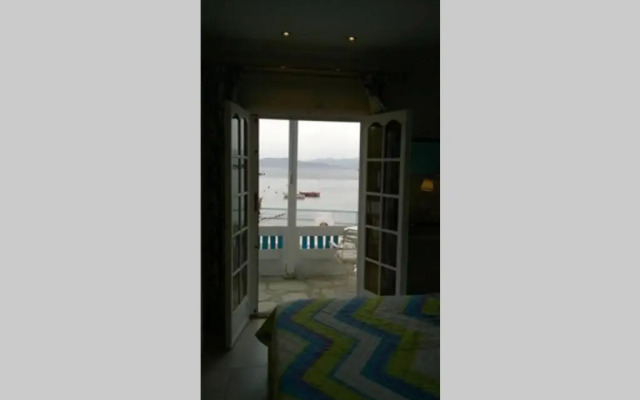 Odysseas Μονοκατοικία 60τμ δίπλα στην θάλασσα