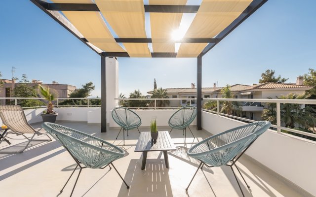 "adelos Maisonette Near Vouliagmeni Beach"