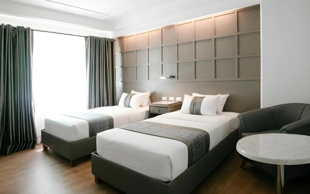 Diamond Suites and Residences