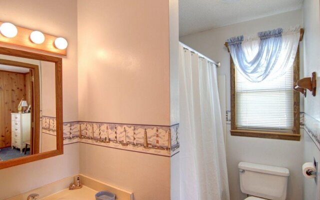 Do-little Dock 3 Bedroom Home by RedAwning