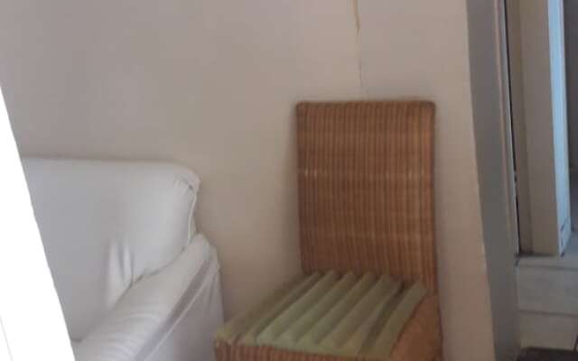 Diphororo Guest House