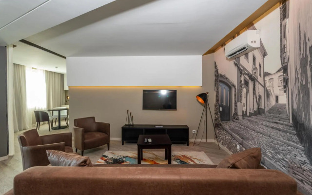 AP Maria Nova Lounge - Adults Friendly
