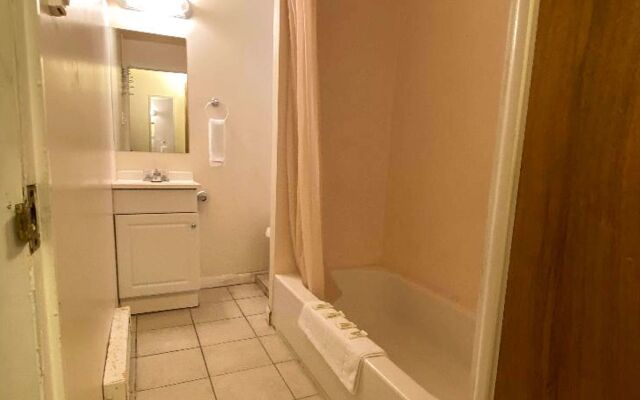 Country Place Inn And Suites