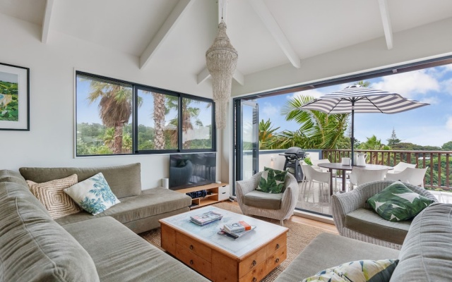The Condo at Palm Beach – Guest Rooms – Palm Beach