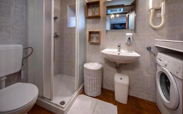 Apartment Pod Lipom